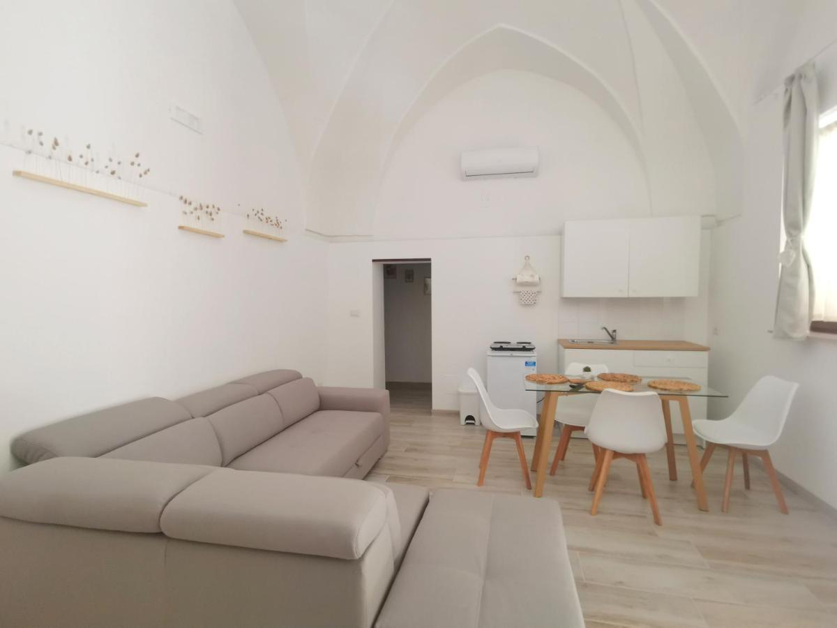 Levolte Apartment Brindisi Bagian luar foto